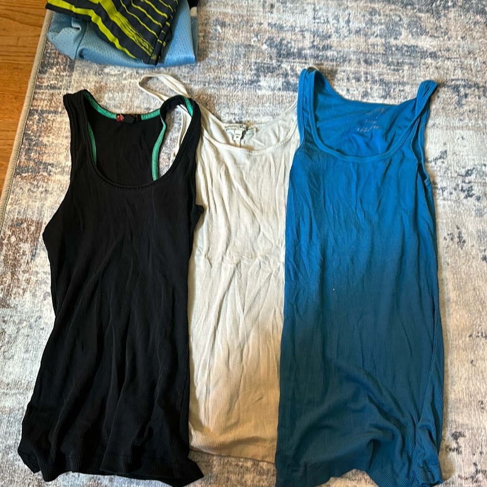 3 tank top bundle